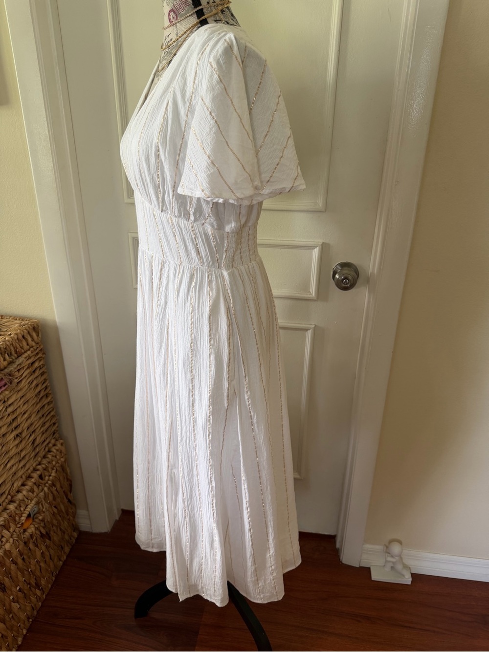 LOFT White Gold Metallic Stripe Flutter Sleeve Maxi Dress S - Picture 4 of 12